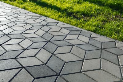 How Commercial Interlocking Pavers Improve High-Traffic Areas